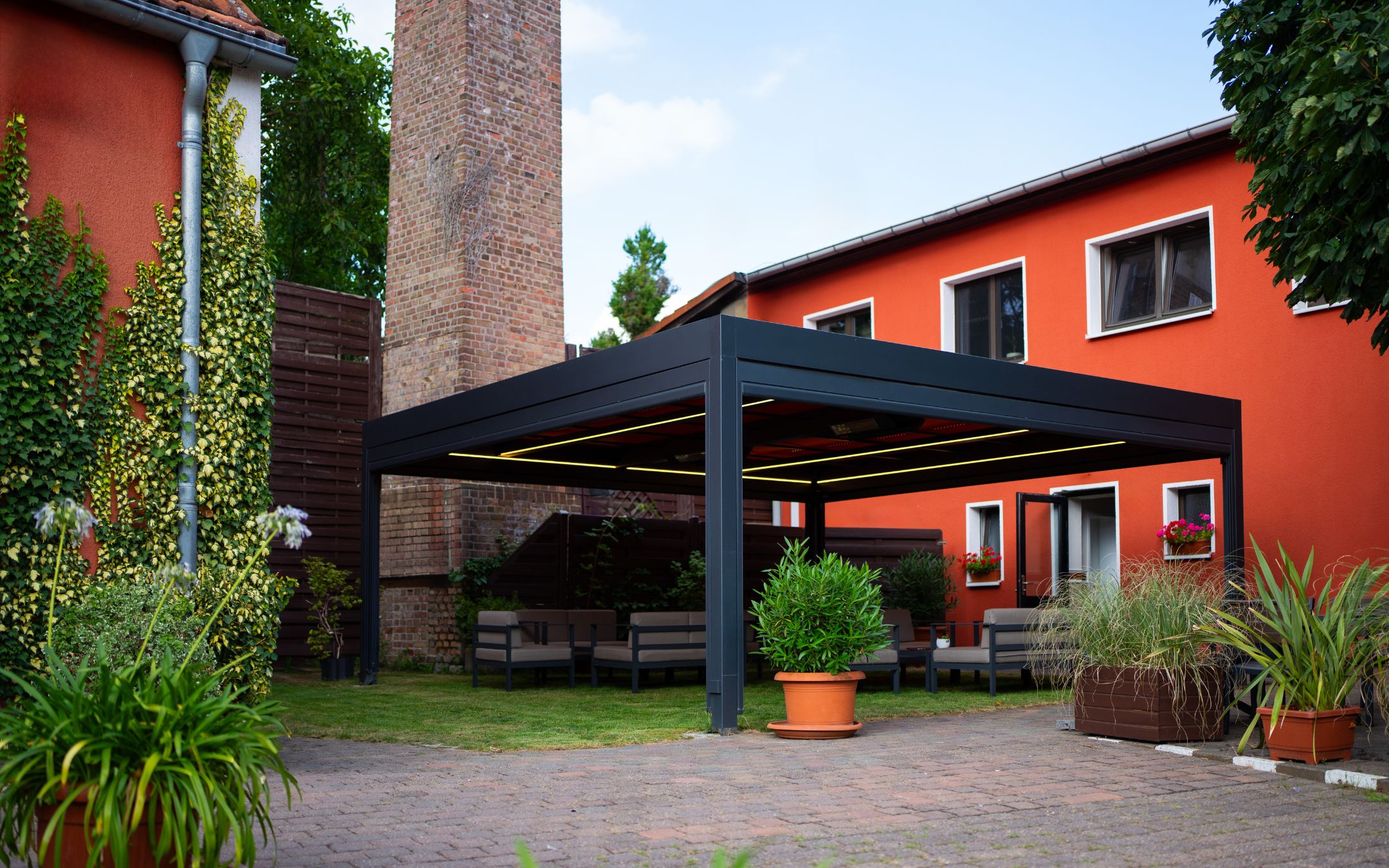 Freistehende Markisen – Flexibler Sonnenschutz für Terrassen und Gärten